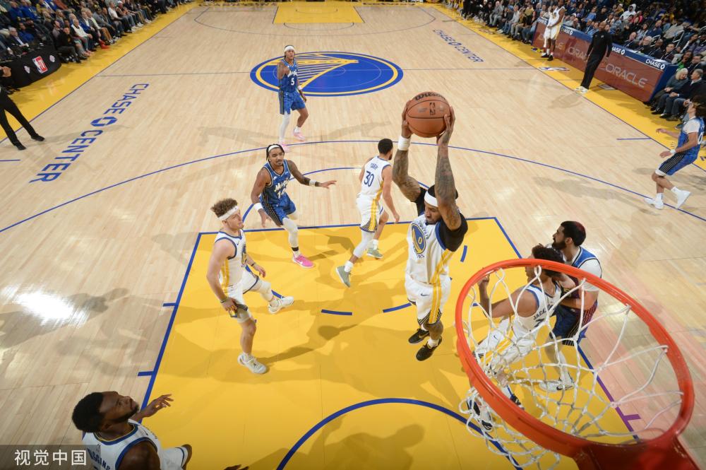 在当今足球 在当今足球